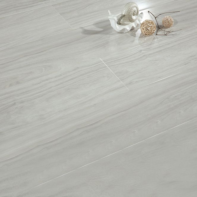 Classic 7" X 32" X 12mm Laminate Flooring, Click-Lock, Waterproof Clearhalo 'Flooring 'Home Improvement' 'home_improvement' 'home_improvement_laminate_flooring' 'Laminate Flooring' 'laminate_flooring' Walls and Ceiling' 1200x1200_d1133e76-1c17-4a56-85d7-fa1046ef9655