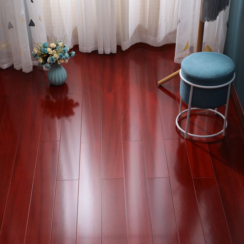 Traditional Laminate Flooring Wood Scratch Resistant Laminate Plank Flooring Clearhalo 'Flooring 'Home Improvement' 'home_improvement' 'home_improvement_laminate_flooring' 'Laminate Flooring' 'laminate_flooring' Walls and Ceiling' 1200x1200_d11631e7-5c2a-4754-979e-9b33b02f2449