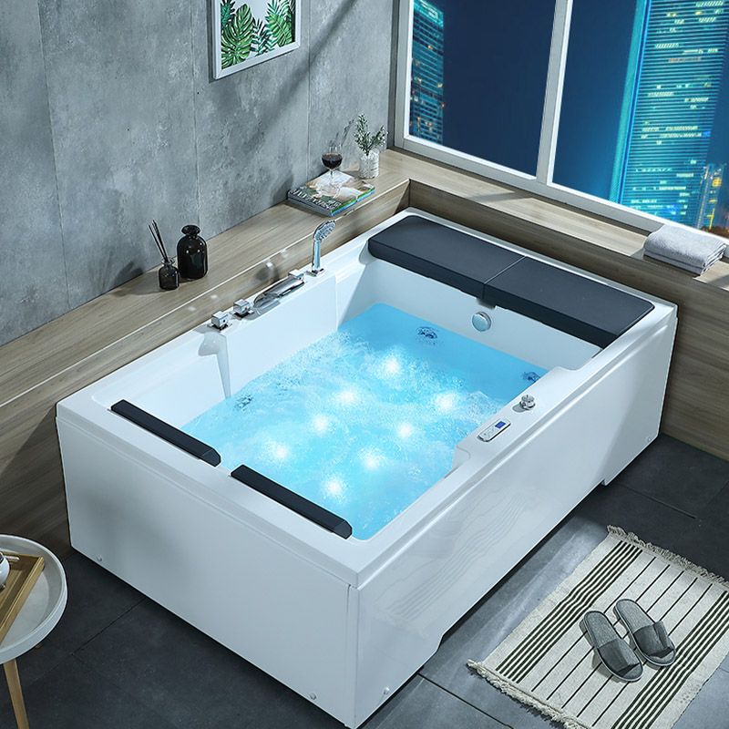 Modern Style Acrylic Rectangular Bath Tub White Tub with Internal Drain Clearhalo 'Bathroom Remodel & Bathroom Fixtures' 'Bathtubs' 'Home Improvement' 'home_improvement' 'home_improvement_bathtubs' 'Showers & Bathtubs' 1200x1200_d1645d95-c339-49d1-b8e5-a930bd55252e