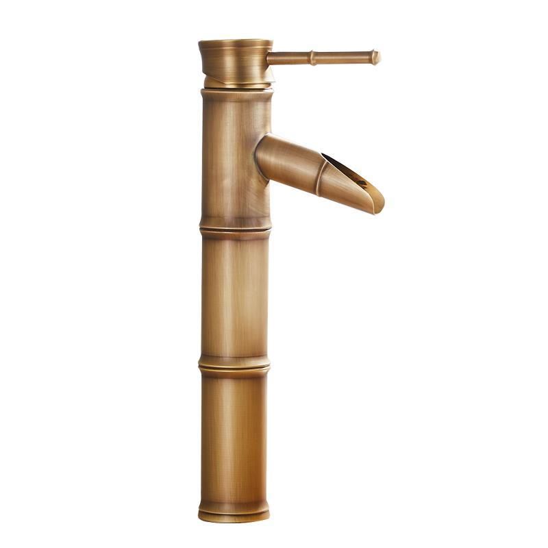 Lever Handle Farmhouse Faucet Circular Low-arc Sink Faucet for Bathroom Clearhalo 'Accueil' 'Amélioration Domiciliaire' 'bathroom_sink_faucets' 'Ensembles de Lavabo & de Robinet de Toilette' 'home_improvement' 'home_improvement_bathroom_sink_faucets' 'Robinet de Lavabo de Salle de Bain' 'Rénovation et Équipement de Salle de Bain' 1200x1200_d2ce2b9d-df02-4852-a964-dc504f8d600f