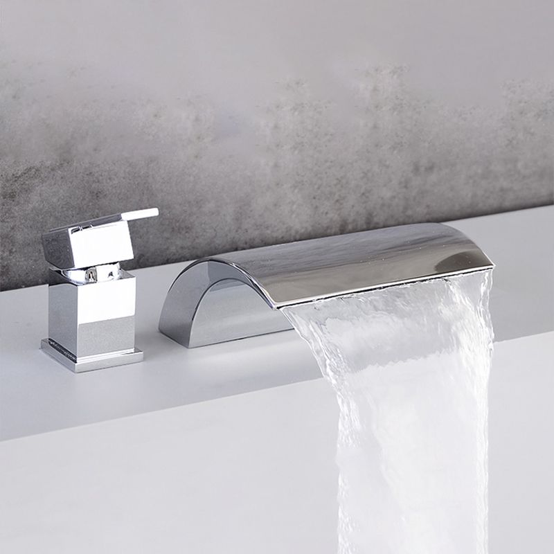 Contemporary Bath Faucet Trim Metal Deck Mounted Bathroom Faucet Clearhalo 'Bathroom Remodel & Bathroom Fixtures' 'Bathtub Faucets' 'bathtub_faucets' 'Home Improvement' 'home_improvement' 'home_improvement_bathtub_faucets' 1200x1200_d2d36b7a-60a9-4fb8-99ef-fc13f4ae1500