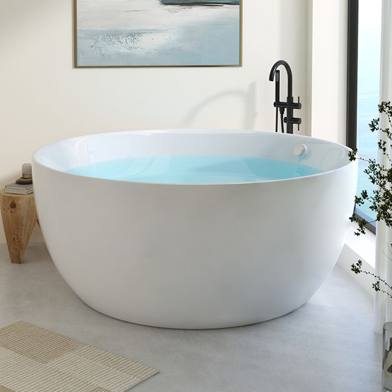 Modern Round Acrylic Bathtub Center Drain and Overflow Trim Tub Clearhalo 'Bathroom Remodel & Bathroom Fixtures' 'Bathtubs' 'Home Improvement' 'home_improvement' 'home_improvement_bathtubs' 'Showers & Bathtubs' 1200x1200_d3049236-7bb3-481a-b999-0109d4a81188