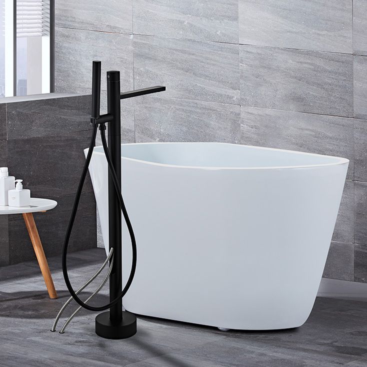 Floor Mounted Metal Freestanding Tub Filler Swivel Low Arc Freestanding Faucet Clearhalo 'Bathroom Remodel & Bathroom Fixtures' 'Bathtub Faucets' 'bathtub_faucets' 'Home Improvement' 'home_improvement' 'home_improvement_bathtub_faucets' 1200x1200_d34f7d11-02d1-488d-9827-8e9babcbde74