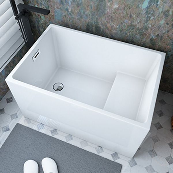 Bathroom Modern Acrylic Small Tub with Left-Hand Drain Bathtub Clearhalo 'Bathroom Remodel & Bathroom Fixtures' 'Bathtubs' 'Home Improvement' 'home_improvement' 'home_improvement_bathtubs' 'Showers & Bathtubs' 1200x1200_d3c94af5-e49e-4648-810a-e3ab97fe0a92