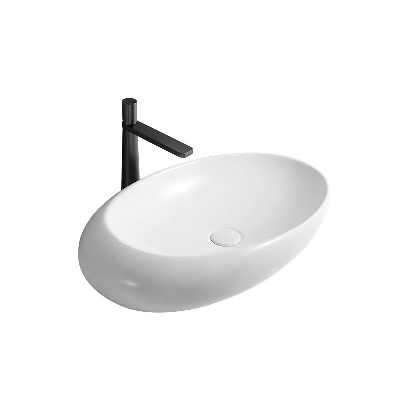 Contemporary Bathroom Sink with Pop-Up Drain Porcelain Oval-Shape Vessel Lavatory Sink Clearhalo 'Bathroom Remodel & Bathroom Fixtures' 'Bathroom Sinks & Faucet Components' 'Bathroom Sinks' 'bathroom_sink' 'Home Improvement' 'home_improvement' 'home_improvement_bathroom_sink' 1200x1200_d4ed964e-e0ad-4e93-b6ea-510252aa712e