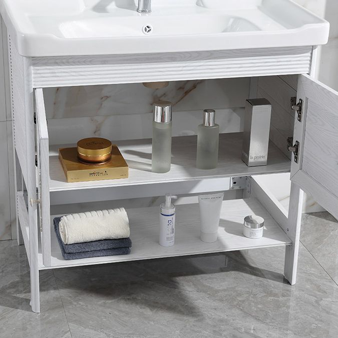 Modern Freestanding Sink Included Sink Vanity in White for Bathroom Clearhalo 'Bathroom Remodel & Bathroom Fixtures' 'Bathroom Vanities' 'bathroom_vanities' 'Home Improvement' 'home_improvement' 'home_improvement_bathroom_vanities' 1200x1200_d76827c9-2b5c-4aa9-8f22-fdaad933691c