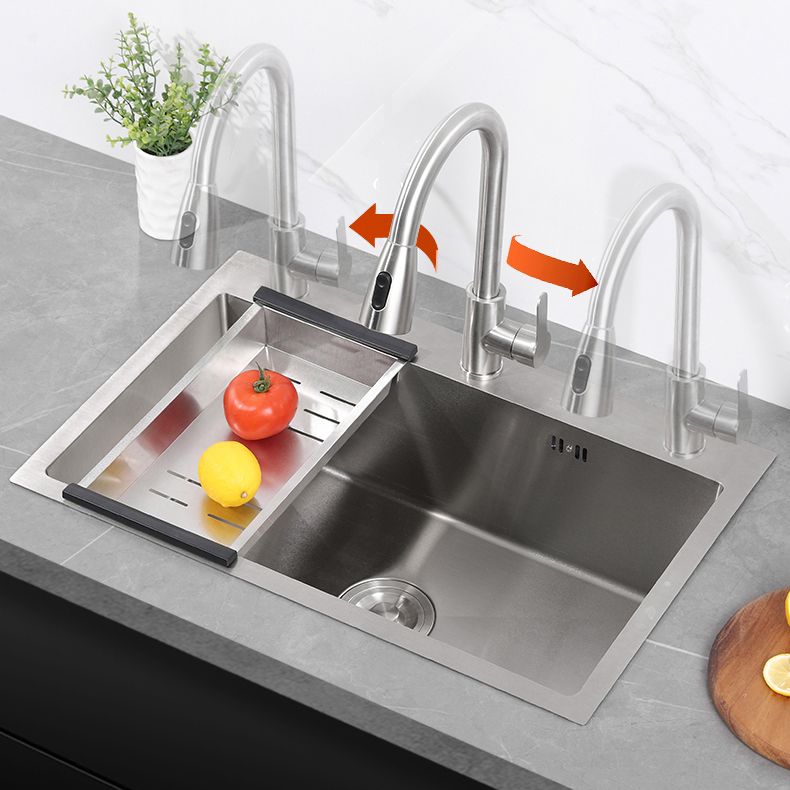 Modern Kitchen Sink Stainless Steel Kitchen Sink with Drain Strainer Kit Clearhalo 'Home Improvement' 'home_improvement' 'home_improvement_kitchen_sinks' 'Kitchen Remodel & Kitchen Fixtures' 'Kitchen Sinks & Faucet Components' 'Kitchen Sinks' 'kitchen_sinks' 1200x1200_d8c33419-600c-4e83-9d77-da25d8dbac1b