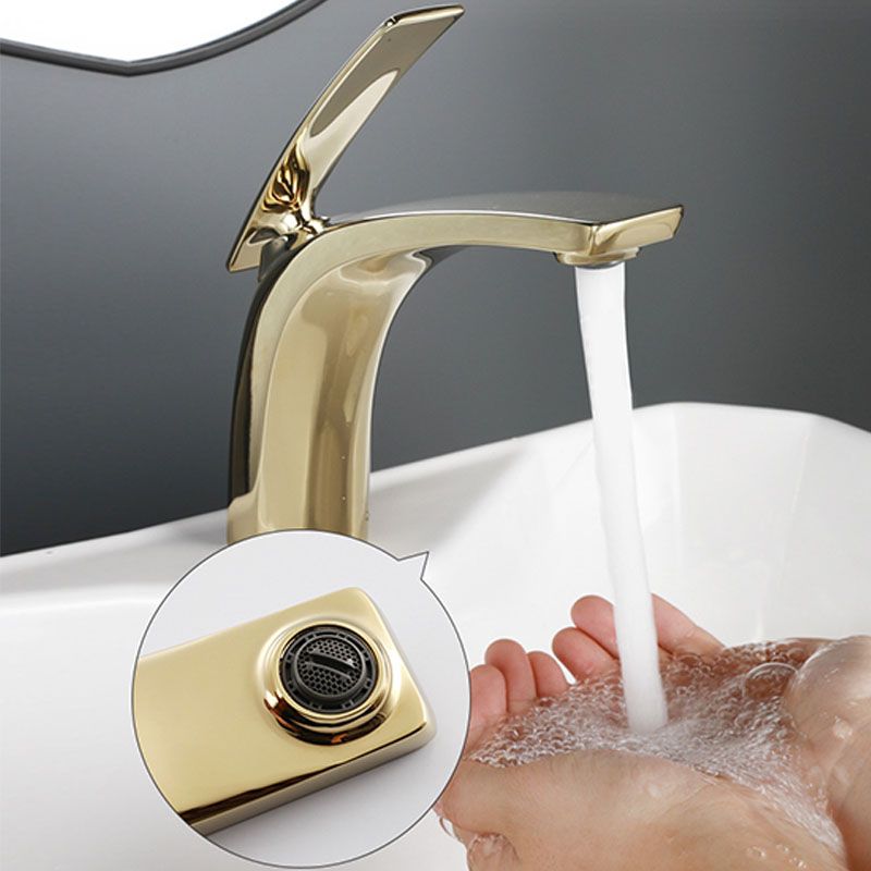 Gorgeous Metal Sink Faucet Plain Low Arc Centerset Bathroom Sink Faucet Clearhalo 'Bathroom Remodel & Bathroom Fixtures' 'Bathroom Sink Faucets' 'Bathroom Sinks & Faucet Components' 'bathroom_sink_faucets' 'Home Improvement' 'home_improvement' 'home_improvement_bathroom_sink_faucets' 1200x1200_da57b9a4-bd4d-4041-8bf8-45f6e248baea