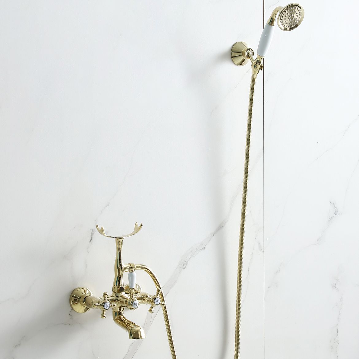 Glam Retro Wall Mounted Metal Claw Foot Tub Faucet Trim Low Arc Claw Foot Tub Faucet Clearhalo 'Bathroom Remodel & Bathroom Fixtures' 'Bathtub Faucets' 'bathtub_faucets' 'Home Improvement' 'home_improvement' 'home_improvement_bathtub_faucets' 1200x1200_db98c2b6-65c4-4056-ac95-eccb298376a0