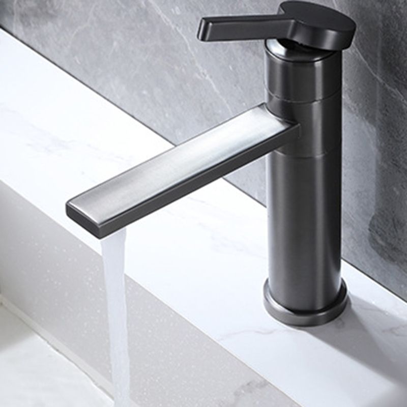 Industrial Circular Vessel Sink Faucet Stainless Steel Bathroom Faucet Clearhalo 'bathroom_sink_faucets' 'Conjunta de Baño y Conjunta de Grifo' 'Coronamiento de Baño y Dispositivo de Baño' 'Grifo del lavabo del baño' 'Hogar' 'home_improvement' 'home_improvement_bathroom_sink_faucets' 'Mejoras para el hogar' 1200x1200_e389eb4d-d2d5-4cfd-8aba-1aca83825301