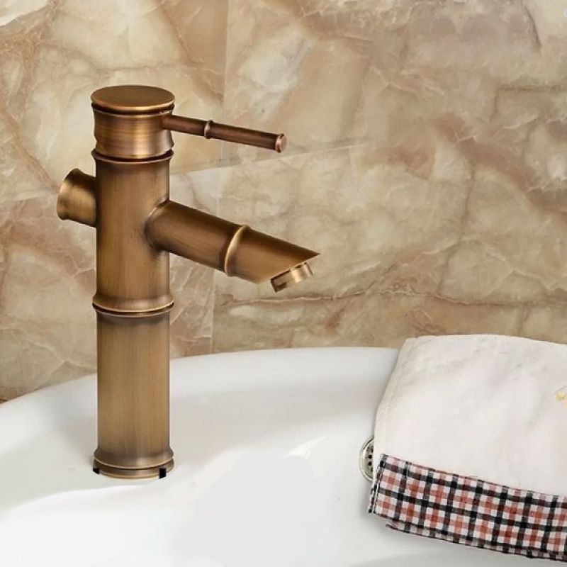 Country Style Vessel Bathroom Faucet Brass Lever Handle Vanity Sink Faucet Clearhalo 'bathroom_sink_faucets' 'Conjunta de Baño y Conjunta de Grifo' 'Coronamiento de Baño y Dispositivo de Baño' 'Grifo del lavabo del baño' 'Hogar' 'home_improvement' 'home_improvement_bathroom_sink_faucets' 'Mejoras para el hogar' 1200x1200_e683cbfc-d7d7-41f6-be3e-0b73de9ad6a7