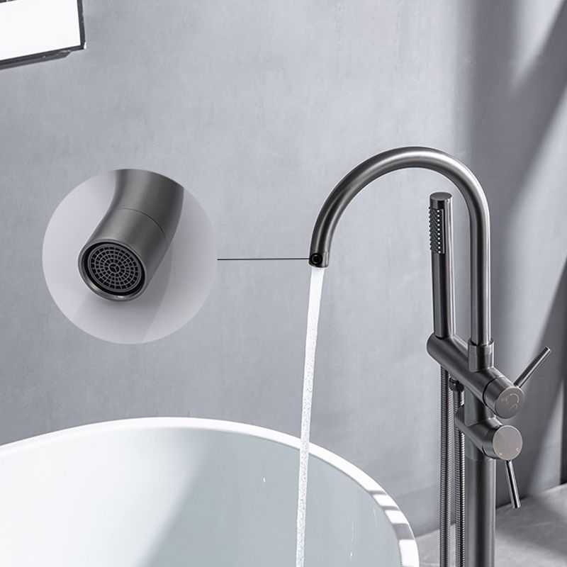 Traditional Floor Mounted Metal Freestanding Tub Filler Swivel Freestanding Faucet Clearhalo 'Bathroom Remodel & Bathroom Fixtures' 'Bathtub Faucets' 'bathtub_faucets' 'Home Improvement' 'home_improvement' 'home_improvement_bathtub_faucets' 1200x1200_e7ef3b40-ff43-4d5b-8386-b54babdb845b