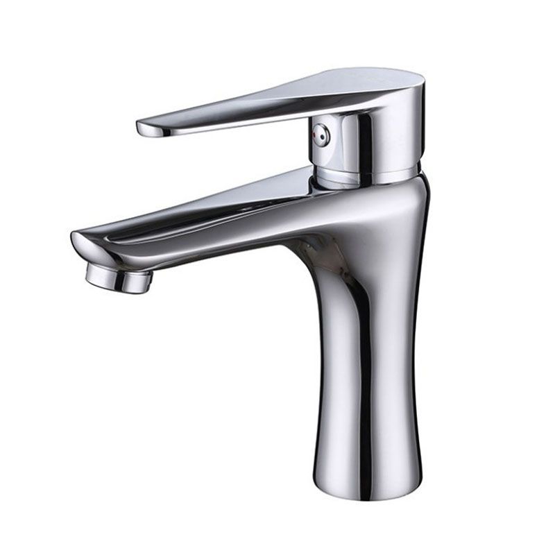 Single Handle Basin Lavatory Faucet Low Arc Brass Bathroom Faucet Clearhalo 'bathroom_sink_faucets' 'Conjuntos de Torneiras de Lavatório e Banheiro' 'home_improvement' 'home_improvement_bathroom_sink_faucets' 'Mobiliário Doméstico' 'Página inicial' 'Renovação e equipamento de casa de banho' 'Torneira para lavatório de banheiro' 1200x1200_ea1de906-a253-4a05-8a83-e426ed581ee6