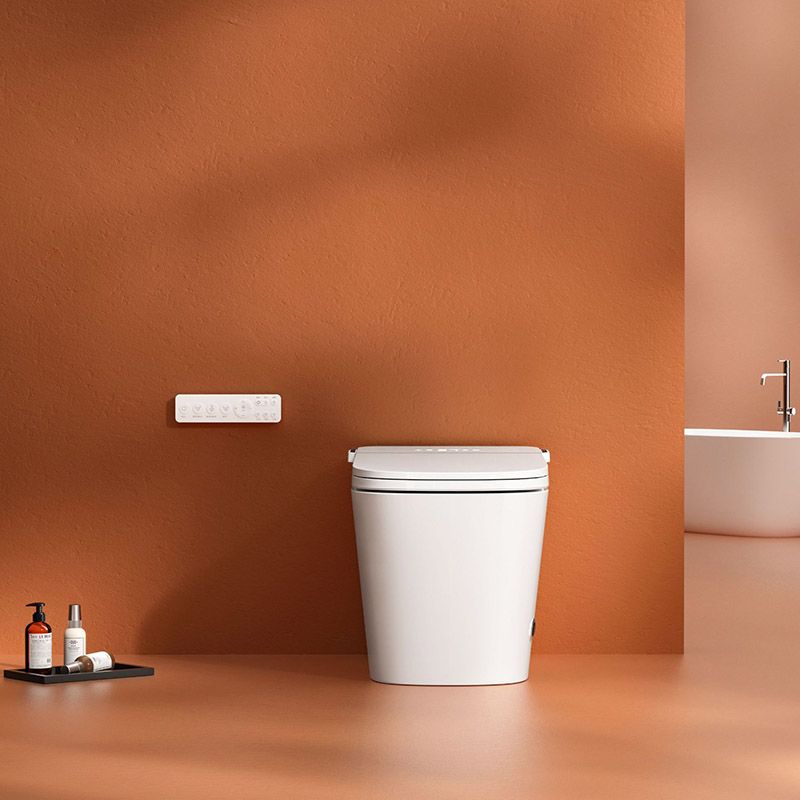 Modern White Toilet Bowl Siphon Jet Toilet with Soft-Close Seat for Bathroom Clearhalo 'Bathroom Remodel & Bathroom Fixtures' 'Home Improvement' 'home_improvement' 'home_improvement_toilets' 'Toilets & Bidets' 'Toilets' 1200x1200_eb08b066-8f71-429f-94b5-3641f448283a