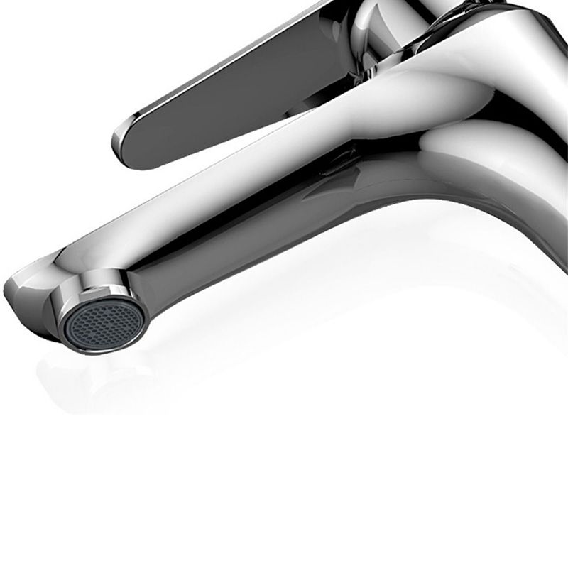 American Classic Vessel Faucet Lever Handle Low Arc Vessel Sink Faucet Clearhalo 'bathroom_sink_faucets' 'Conjunta de Baño y Conjunta de Grifo' 'Coronamiento de Baño y Dispositivo de Baño' 'Grifo del lavabo del baño' 'Hogar' 'home_improvement' 'home_improvement_bathroom_sink_faucets' 'Mejoras para el hogar' 1200x1200_efdf5a03-8e33-4311-8c74-7bb941a8fa23