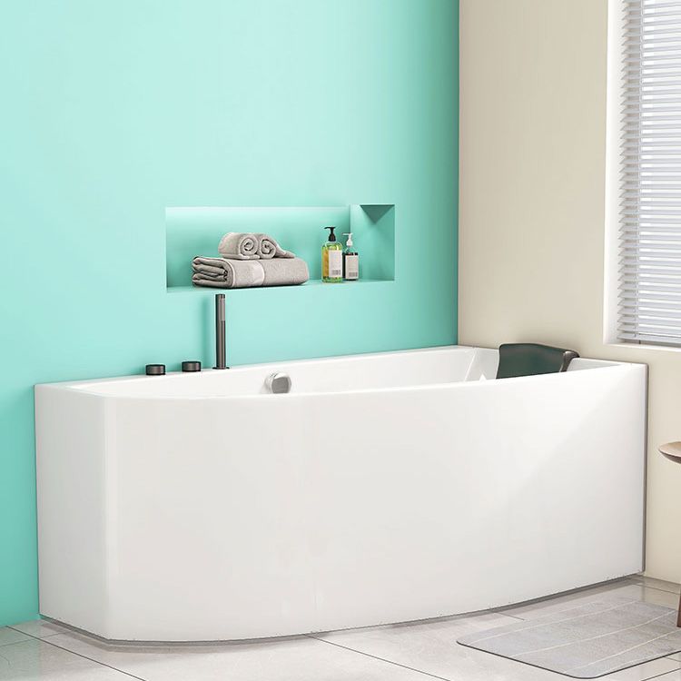 Modern Corner White Bathtub Back to Wall with Drain Bath Tub Clearhalo 'Bathroom Remodel & Bathroom Fixtures' 'Bathtubs' 'Home Improvement' 'home_improvement' 'home_improvement_bathtubs' 'Showers & Bathtubs' 1200x1200_f0787c07-89e7-44c9-9975-e0c5d4228b89