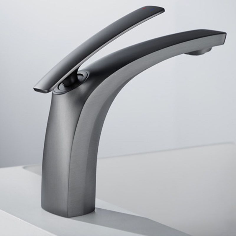 Modern Copper Vessel Faucet Lever Handles Low Arc Vessel Faucet for Bathroom Clearhalo 'bathroom_sink_faucets' 'Conjunta de Baño y Conjunta de Grifo' 'Coronamiento de Baño y Dispositivo de Baño' 'Grifo del lavabo del baño' 'Hogar' 'home_improvement' 'home_improvement_bathroom_sink_faucets' 'Mejoras para el hogar' 1200x1200_f17778ab-bffd-4da6-8dc8-cfddbb27f89b