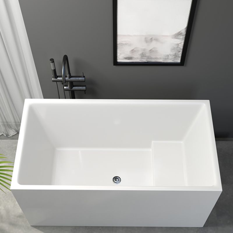 Modern Soaking Freestanding Bath Tub Acrylic Bathroom Bathtub in White Clearhalo 'Bathroom Remodel & Bathroom Fixtures' 'Bathtubs' 'Home Improvement' 'home_improvement' 'home_improvement_bathtubs' 'Showers & Bathtubs' 1200x1200_f1aa5781-2661-45ca-8e14-25d9f7a4afa4