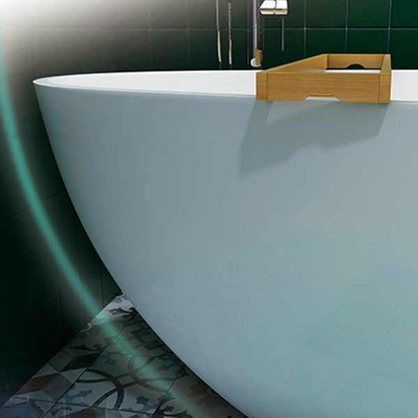 Modern Acrylic Oval Bath Tub for Home White Soaking Tub with Internal Drain Clearhalo 'Bathroom Remodel & Bathroom Fixtures' 'Bathtubs' 'Home Improvement' 'home_improvement' 'home_improvement_bathtubs' 'Showers & Bathtubs' 1200x1200_f2f540ab-cdc0-441a-87da-c0a588672d1a