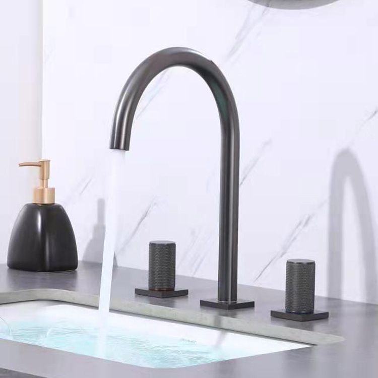 Luxury 8.97" H Vanity Sink Faucet Circular Lever Handle Basin Faucet Clearhalo 'bathroom_sink_faucets' 'Conjunta de Baño y Conjunta de Grifo' 'Coronamiento de Baño y Dispositivo de Baño' 'Grifo del lavabo del baño' 'Hogar' 'home_improvement' 'home_improvement_bathroom_sink_faucets' 'Mejoras para el hogar' 1200x1200_f2fb2960-b0e6-482f-88cd-e04c970caf8f