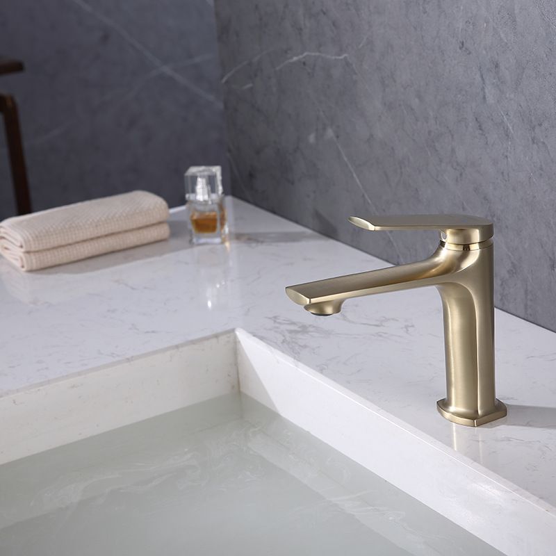 Modern Vessel Faucet Brass Lever Handles Low Arc Basin Lavatory Faucet Clearhalo 'Bathroom Remodel & Bathroom Fixtures' 'Bathroom Sink Faucets' 'Bathroom Sinks & Faucet Components' 'bathroom_sink_faucets' 'Home Improvement' 'home_improvement' 'home_improvement_bathroom_sink_faucets' 1200x1200_f3c91286-2715-426b-8b07-145086b54356