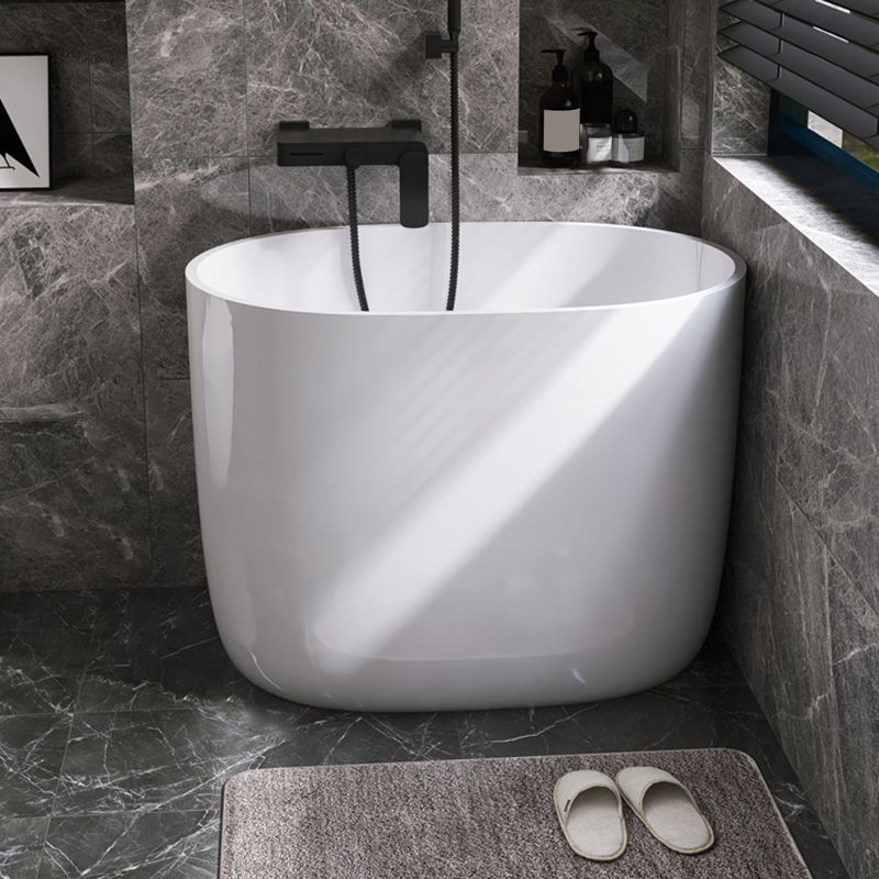 Modern Acrylic Ellipse White Bathtub Back to Wall with Drain Bath Tub Clearhalo 'Bathroom Remodel & Bathroom Fixtures' 'Bathtubs' 'Home Improvement' 'home_improvement' 'home_improvement_bathtubs' 'Showers & Bathtubs' 1200x1200_f5e46571-7c16-443e-af4d-75f15b17aa5e