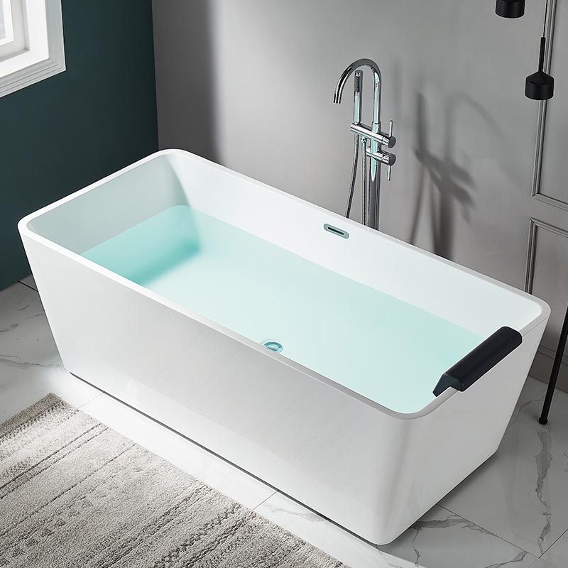 Modern Acrylic Home Bathtub Rectangular Freestanding Bath Tub in White Clearhalo 'Bathroom Remodel & Bathroom Fixtures' 'Bathtubs' 'Home Improvement' 'home_improvement' 'home_improvement_bathtubs' 'Showers & Bathtubs' 1200x1200_f6f2170e-6f6d-4001-9010-10dd99a3b1dd