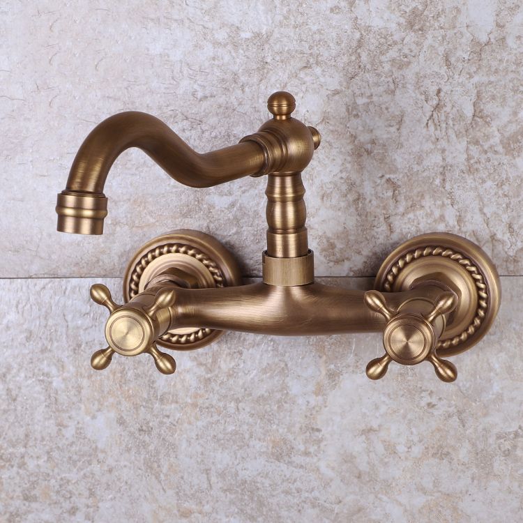 Brass Wide Spread Bathroom Faucet Industrial Lever Lavatory Faucet Clearhalo 'bathroom_sink_faucets' 'Conjuntos de Torneiras de Lavatório e Banheiro' 'home_improvement' 'home_improvement_bathroom_sink_faucets' 'Mobiliário Doméstico' 'Página inicial' 'Renovação e equipamento de casa de banho' 'Torneira para lavatório de banheiro' 1200x1200_f84c2524-5536-4858-a7d0-9fa76bf612c2