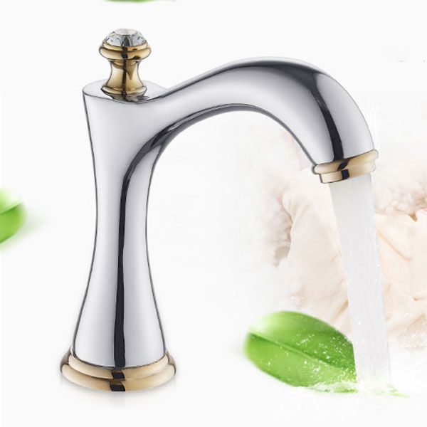 Widespread Faucet Glam Style 2 Lever Handles Faucet for Bathroom Clearhalo 'Accueil' 'Amélioration Domiciliaire' 'bathroom_sink_faucets' 'Ensembles de Lavabo & de Robinet de Toilette' 'home_improvement' 'home_improvement_bathroom_sink_faucets' 'Robinet de Lavabo de Salle de Bain' 'Rénovation et Équipement de Salle de Bain' 1200x1200_fa085fde-e364-49a8-832d-e89d81e330c5