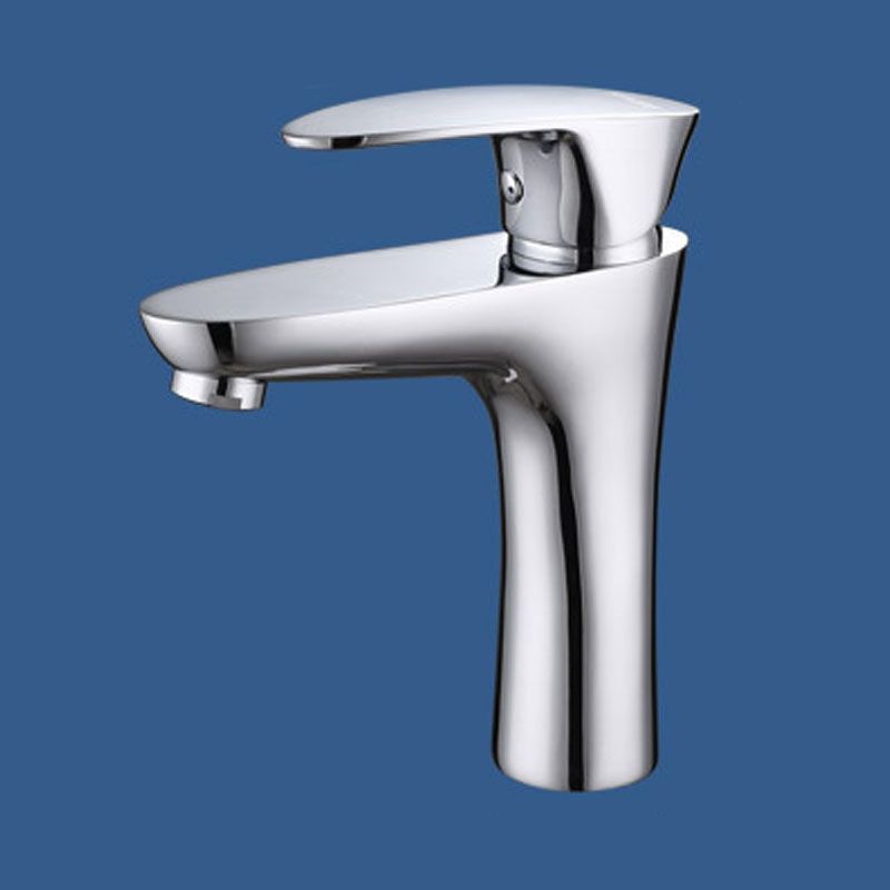 Single Handle Basin Lavatory Faucet Low Arc Brass Bathroom Faucet Clearhalo 'bathroom_sink_faucets' 'Conjuntos de Torneiras de Lavatório e Banheiro' 'home_improvement' 'home_improvement_bathroom_sink_faucets' 'Mobiliário Doméstico' 'Página inicial' 'Renovação e equipamento de casa de banho' 'Torneira para lavatório de banheiro' 1200x1200_fa6a3b75-0ab1-469f-b995-0d3f8d6caebd