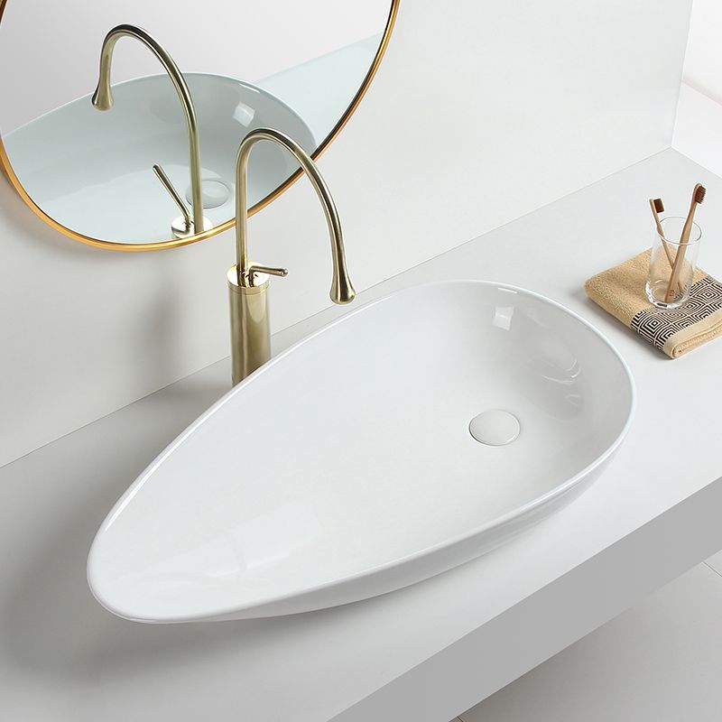 Modern Vessel Sink Specialty Porcelain with Pop-Up Drain Vessel Bathroom Sink Clearhalo 'Bathroom Remodel & Bathroom Fixtures' 'Bathroom Sinks & Faucet Components' 'Bathroom Sinks' 'bathroom_sink' 'Home Improvement' 'home_improvement' 'home_improvement_bathroom_sink' 1200x1200_fbc82308-6c62-4ce4-aa86-2da5e564a451