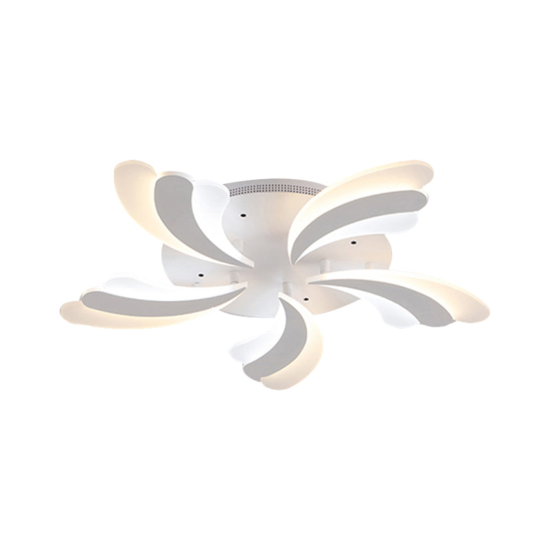 Acrylic Windmill Ceiling Lamp Modern 3/5/9 Lights White Flush Mount Light Fixture in Warm/White/Natural Light Clearhalo 'Ceiling Lights' 'Close To Ceiling Lights' 'Close to ceiling' 'Semi-flushmount' Lighting' 1207775