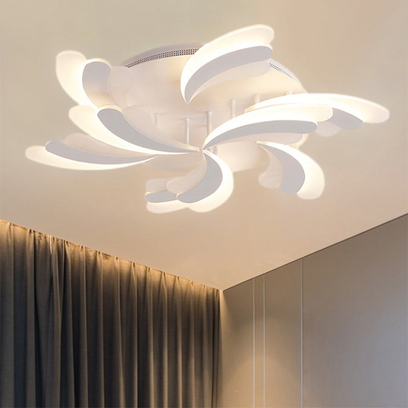 Acrylic Windmill Ceiling Lamp Modern 3/5/9 Lights White Flush Mount Light Fixture in Warm/White/Natural Light Clearhalo 'Ceiling Lights' 'Close To Ceiling Lights' 'Close to ceiling' 'Semi-flushmount' Lighting' 1207778