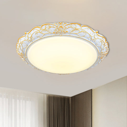 18.5"/21" W Rounded Cream Glass Flushmount Traditional LED Bedroom Close to Ceiling Lamp in White-Gold Clearhalo 'Ceiling Lights' 'Close To Ceiling Lights' 'Close to ceiling' 'Flush mount' Lighting' 1223586