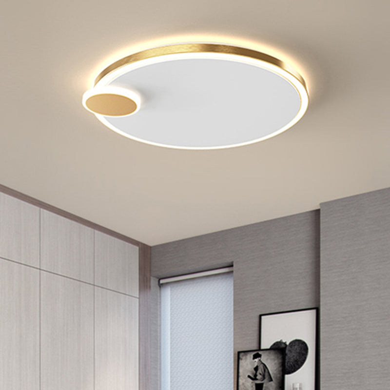 Black/Gold Round Flush Lamp Simple LED Metallic Flush Ceiling Light in Warm/White Light, 16"/19.5" Dia Gold Clearhalo 'Ceiling Lights' 'Close To Ceiling Lights' 'Close to ceiling' 'Flush mount' Lighting' 1272354