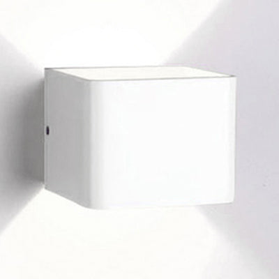 Cube Shade Sconce Light Minimalism Aluminum Warm/White Lighting LED Living Room Wall Mounted Light in Black/White Clearhalo 'Cast Iron' 'Glass' 'Industrial' 'Modern wall lights' 'Modern' 'Tiffany' 'Traditional wall lights' 'Wall Lamps & Sconces' 'Wall Lights' Lighting' 128167