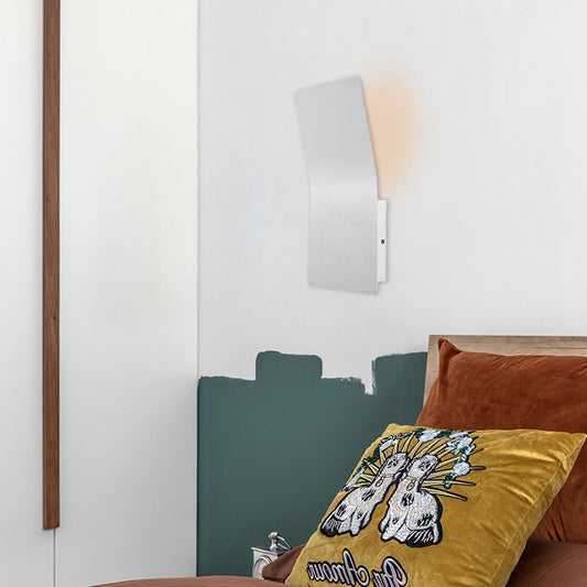 Metallic Bend Rectangular Wall Sconce Fixture Simple Style 2-Light White Finish Wall Lamp White Clearhalo 'Cast Iron' 'Glass' 'Industrial' 'Modern wall lights' 'Modern' 'Tiffany' 'Traditional wall lights' 'Wall Lamps & Sconces' 'Wall Lights' Lighting' 128199