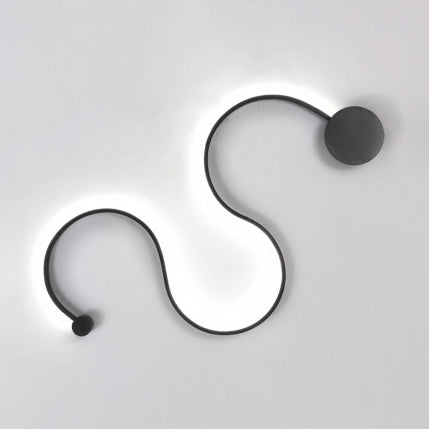 Twist LED Wall Sconce Contemporary Acrylic 1 Light Black/White Wall Lighting Fixture in Warm/White Light Black A Clearhalo 'Modern wall lights' 'Modern' 'Wall Lamps & Sconces' 'Wall Lights' Lighting' 128479