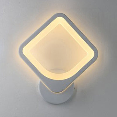 Simple Triangle/Oval/Teardrop Wall Sconce Light Acrylic LED Corridor Wall Light Fixture in Warm/White Clearhalo 'Modern wall lights' 'Modern' 'Wall Lamps & Sconces' 'Wall Lights' Lighting' 128912