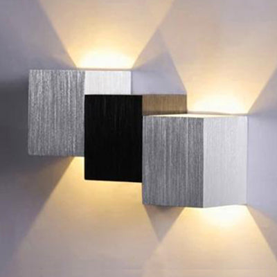 Cubic Wall Sconce Modern Style Aluminum LED Gray Wall Washer Lamp in Warm/White Lighting for Porch Clearhalo 'Cast Iron' 'Glass' 'Industrial' 'Modern wall lights' 'Modern' 'Tiffany' 'Traditional wall lights' 'Wall Lamps & Sconces' 'Wall Lights' Lighting' 129511