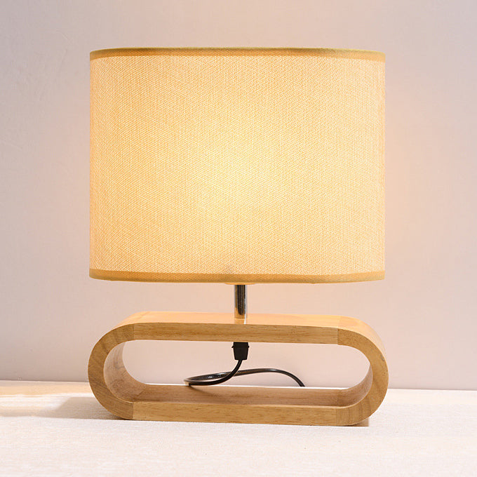 Fabric Drum Reading Book Light Contemporary 1 Light Desk Lamp in White with Wood Base Clearhalo 'Lamps' 'Table Lamps' Lighting' 134395