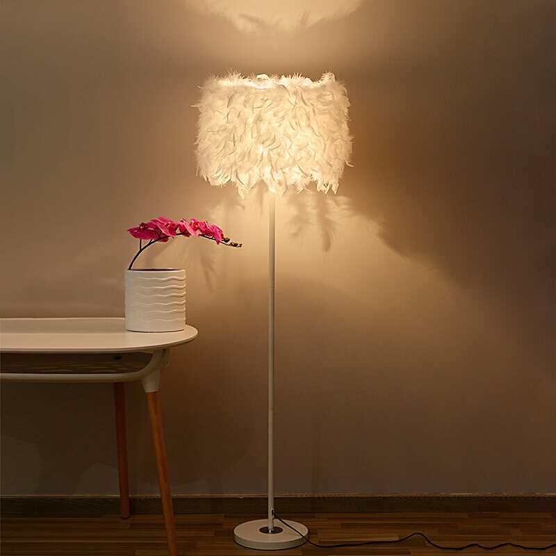 Feather Drum Shade Floor Lamp Modern Style 1-Light Floor Lighting in Multi Colors for Living Room Clearhalo 'Lamps' 'Table Lamps' Lighting' 134946