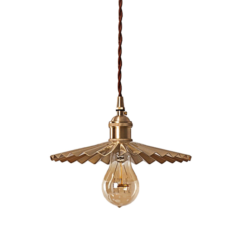 Vintage Industrial Scalloped Hanging Lamp 1 Head Metallic Pendant Light in Brass for Dining Table Clearhalo 'Art Deco Pendants' 'Cast Iron' 'Ceiling Lights' 'Ceramic' 'Crystal' 'Industrial Pendants' 'Industrial' 'Metal' 'Middle Century Pendants' 'Pendant Lights' 'Pendants' 'Tiffany' Lighting' 139532