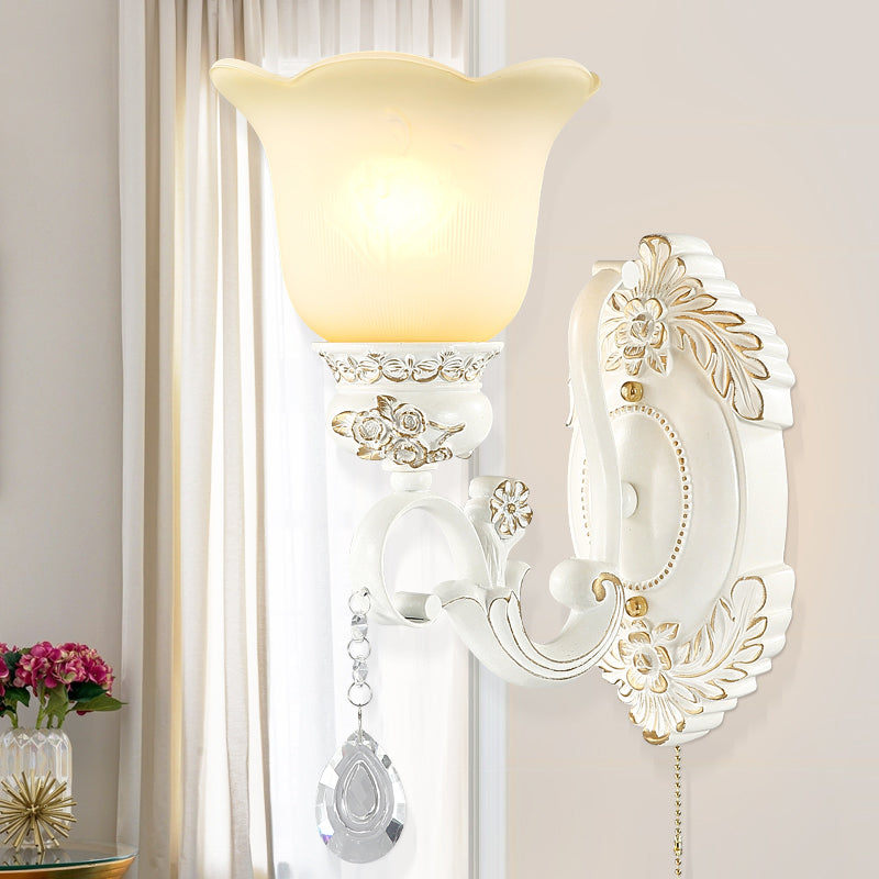 White Scalloped Wall Lighting Traditional Ivory Glass 1/2-Bulb Dining Room Sconce Light Fixture 1.0 White Clearhalo 'Wall Lamps & Sconces' 'Wall Lights' Lighting' 1400302