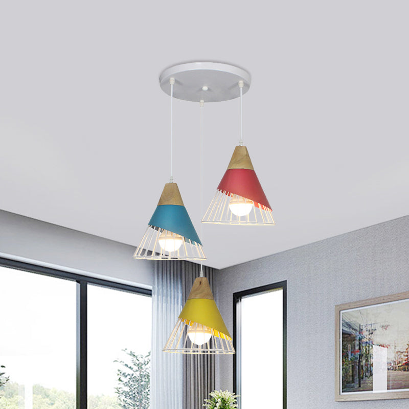 Black/Green Cone Pendant Lamp Industrial Metal 3 Heads Living Room Hanging Ceiling Light with Wire Frame and Linear/Round Canopy Clearhalo 'Ceiling Lights' 'Modern Pendants' 'Modern' 'Pendant Lights' 'Pendants' Lighting' 1400703