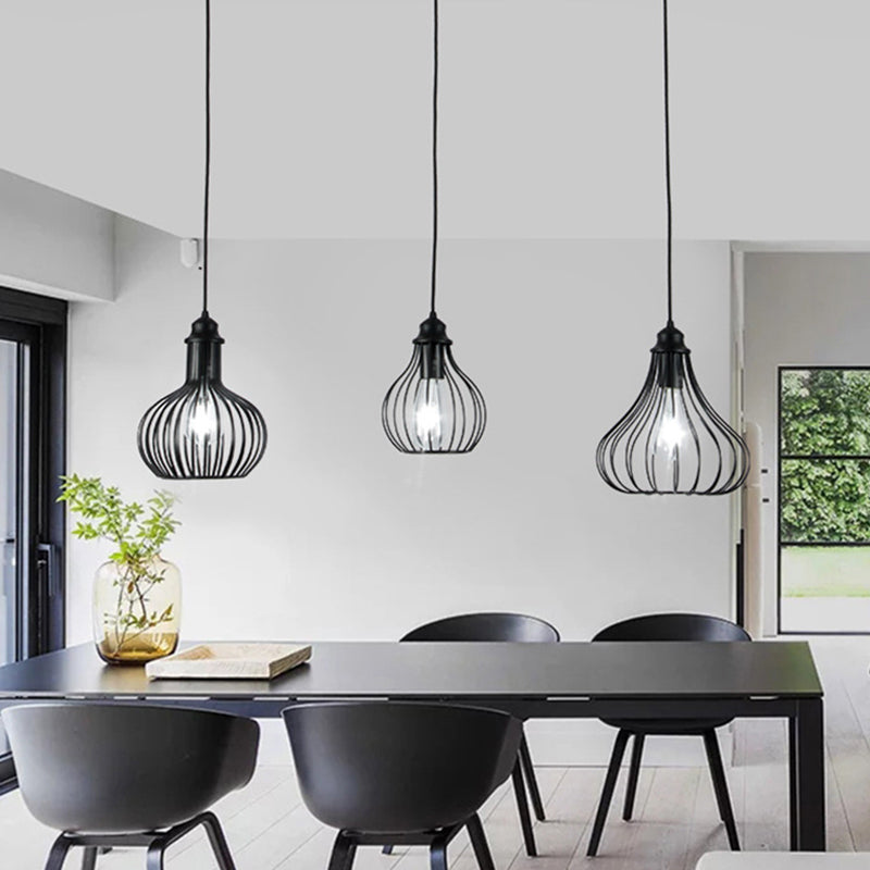 Vintage Onion Caged Hanging Light 3 Bulbs Metallic Pendant Light Fixture in Black for Restaurant Clearhalo 'Ceiling Lights' 'Modern Pendants' 'Modern' 'Pendant Lights' 'Pendants' Lighting' 1401307