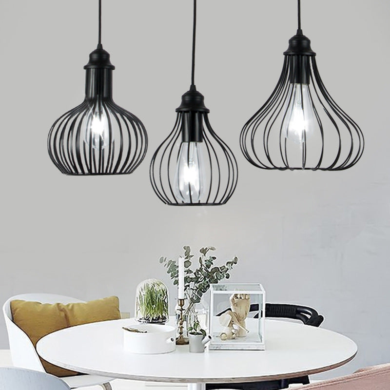 Vintage Onion Caged Hanging Light 3 Bulbs Metallic Pendant Light Fixture in Black for Restaurant Clearhalo 'Ceiling Lights' 'Modern Pendants' 'Modern' 'Pendant Lights' 'Pendants' Lighting' 1401308