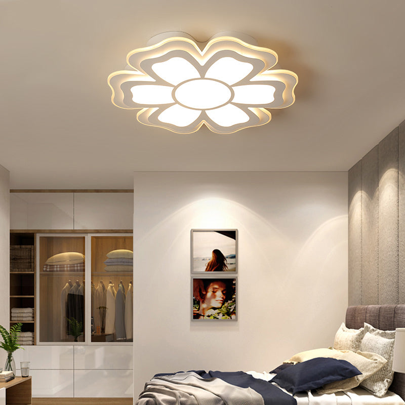 16.5"/20.5"/24.5" Dia Modern Creative Flower Flush Mount Light with Acrylic Diffuser White LED Bedroom Ceiling Flush in Warm/White White Clearhalo 'Ceiling Lights' 'Close To Ceiling Lights' 'Close to ceiling' 'Flush mount' Lighting' 140333