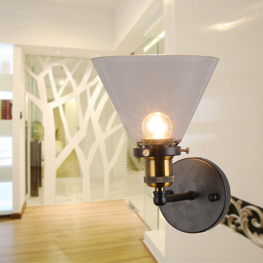 Clear Glass Black Wall Sconce Lighting Cone 1-Light Antique Light Fixture for Kitchen Clear Clearhalo 'Cast Iron' 'Glass' 'Industrial' 'Modern wall lights' 'Modern' 'Tiffany' 'Traditional wall lights' 'Wall Lamps & Sconces' 'Wall Lights' Lighting' 140540