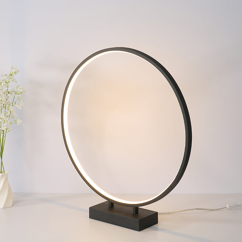 10"/12"/16" Dia Ring Desk Lamp Simplicity Acrylic LED Single Light Black/White Table Light in Warm/White Light Black Clearhalo 'Lamps' 'Table Lamps' Lighting' 141059